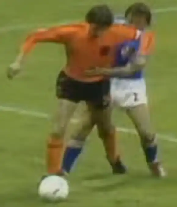 cruyff turn