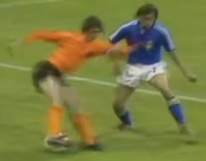 cruyff turn