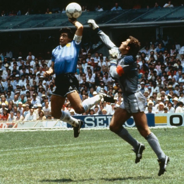 Diego Maradona's Hand of God goal at the 1986 World Cup [1200x1200] : r ...